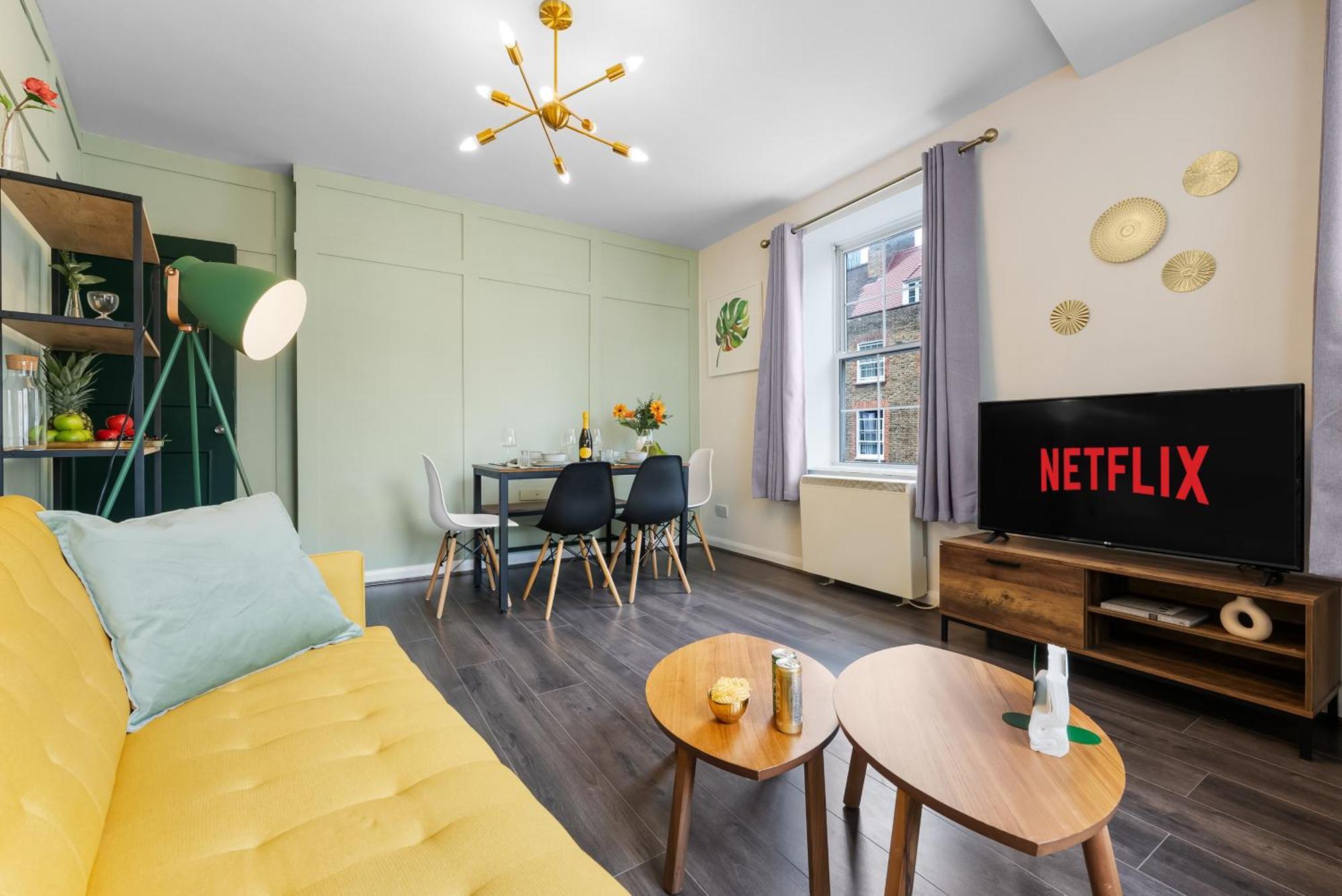 לונדון Chic 2 Bedroom Apartment Near Liverpool Street By Gold Stays מראה חיצוני תמונה